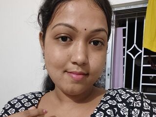 camgirl sexchat TrishaSaha