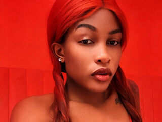 naked girl with webcam fingering pussy VivianArnault