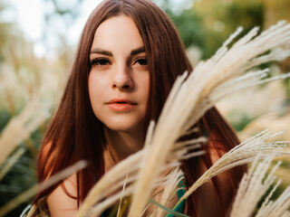 naughty cam girl masturbating with dildo ZilaraSweety